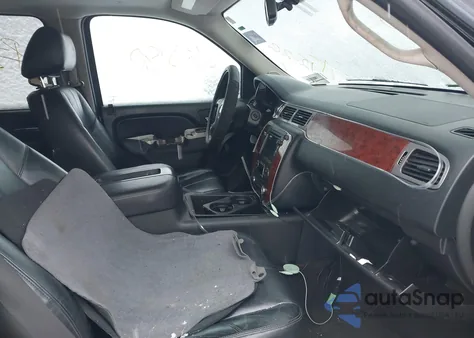 2014 Chevrolet Suburban 1500 Lt from USA, damaged, VIN 1GNSKJE72ER193664